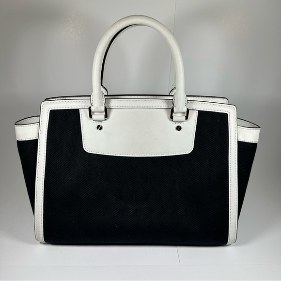 Michael Kors Purse - Picture 3 of 6